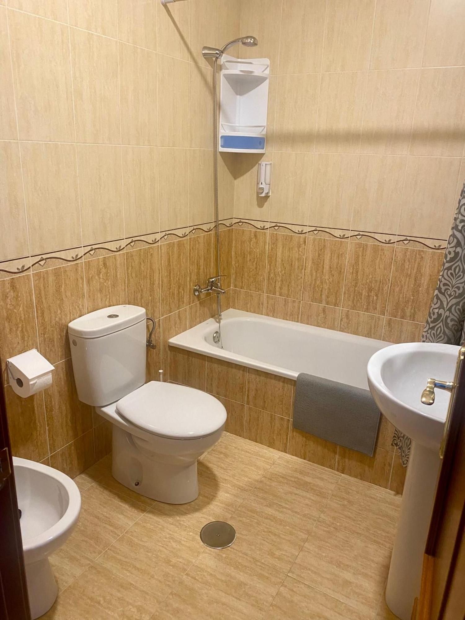 Precioso Apartamento En Complejo Residencial. Alcaucín Exteriör bild
